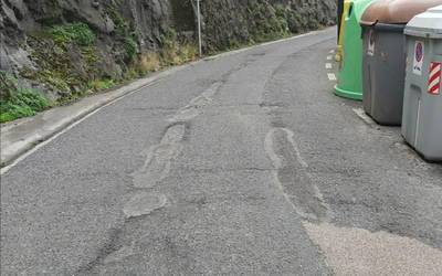 Kaleak asfaltatzeko lanak