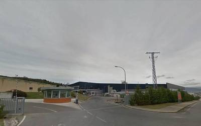 Issamen heriotza: gizarte larrialdiaren isla