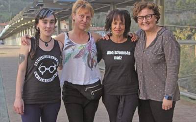 Moana War: “Patriarkatua habetzen du prostituzioak eta denoi dagokigu kontra egitea”