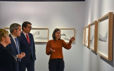 'Gorreri bisuala' erakusketa jarri du ikusgai Euskal Museoan Zaloa Ipiña artistak