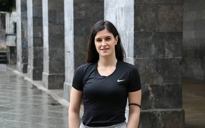 Ainhize Azpiazu: "Helduek ere helburuak eta ilusioak izan behar dituzte"