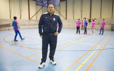 Toledoko Diputazioak Mikel Unanue sarituko du, eskubaloiaren alde egindako lanagatik