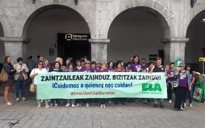 ELA sindikatuak bertan behera utzi du adinekoen egoitzetako greba