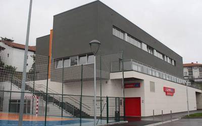 Adineko herritarrei laguntzeko zerbitzua martxan jarri dute Aian