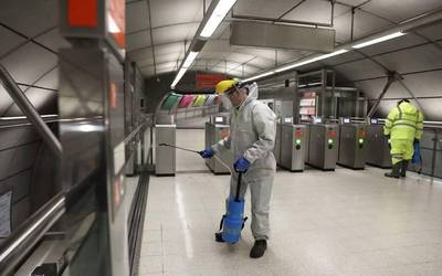 Metro Bilbaok maiztasuna mantenduko du puntako orduetan