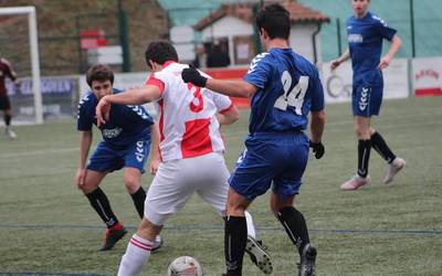 Doneztebe Futbol Taldeak koronabirusari aurre egiteko "txallentx" bat gauzatu du