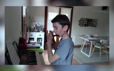 Lazkao Txiki Musika Eskolako bandaren entsaioak etxetik