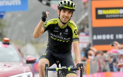 Munduko txirrindulari laguntzaile onena aukeratu dute Mikel Nieve leitzarra