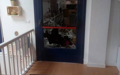 Lapurrak sartu dira Arizmendi ikastolako Santa Teresa gunean eta Toki Argi ludotekan