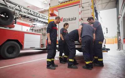 Suhiltzaileek umeei girotu diete itxialdia
