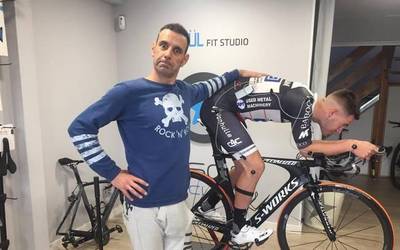 Patxi Vilaren 360 Cycling enpresak txirrindulazaleei doaneko prestakuntza fisikoa eskainiko die itxialdi garaian