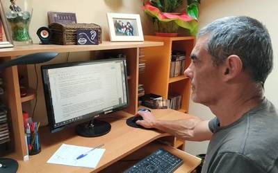Hoteleko erreserbarekin, gimnasioko kuotarekin… zer egin?