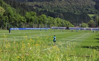 Eibarrek entrenamenduak hasi ditu banakako saioekin