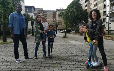 Ndank Ndank elkarteak 1.800 euro izango ditu Dionewarrerako jakiak erosteko