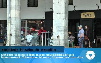 Zabaldu dituzte aurreneko terrazak