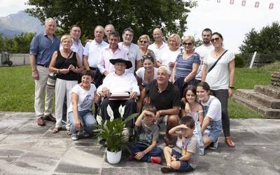 Gregorio Urionaguena 'Aitxu' dantzaria hil da 103 urtegaz