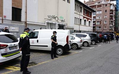 Gaztetxearen aldeko protestan zirkulazio- eta mugikortasun-muga bete ez zela salatu du Getxoko Udalak