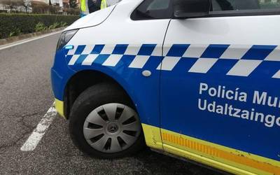 Iruñeko Udaltzaingoak hiru establezimendu salatu zituen atzo, araua ez betetzeagatik