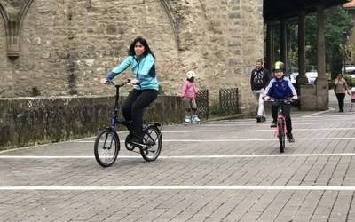 Haur eta nerabeen eskubideek aurrera pausu esanguratsurik eman ez dutela salatu du Oinherrik