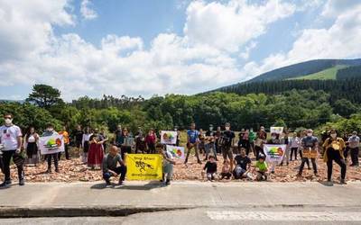 Atxondon manifestazioa egingo dute maiatzaren 24an AHTrik ez dutela nahi aldarrikatzeko