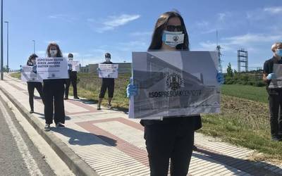 Kartzeletako baldintzak arintzea eskatu dute Salhaketak, Etxeratek, Altsasuko Gurasoek eta Sare Herritarrak