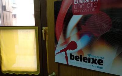 Beleixe irratia martxan berriz