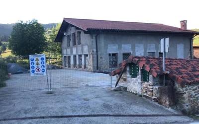 Hasi dira Araozko ostatuko bigarren faseko lanak