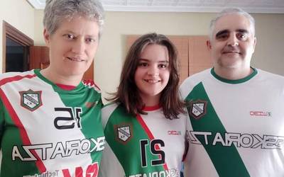 Kamiseta jantzita ospatu dute Kirol Elkartearen Eguna