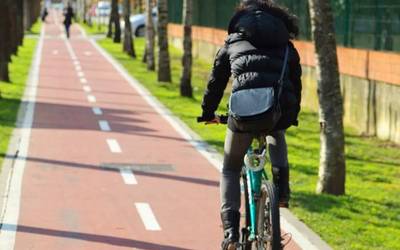 Durangaldeko bidegorriari "lehentasuna" emateko eskatu du EH Bilduk