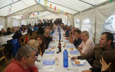 Festa giroan elkartzeko beste daten zain