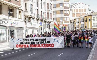 Sexu eta genero disidentzia, harro eta guztia iraultzeko prest
