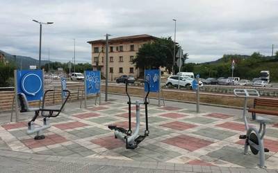 Iurretan Euskaldunberri plazako kirol gunea indartu dute, aurrekontu parte-hartzaileetan jasotakoa jarraituz