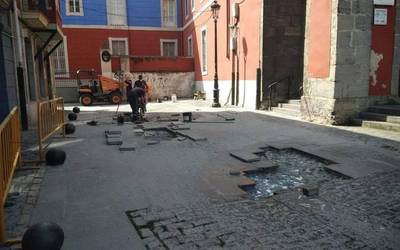 Obra ugari egin dira udan zehar Urduñako kaleetan
