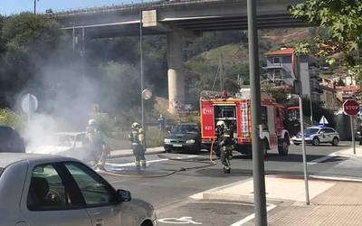 Auto bat erre zen atzo Gasteiz kalean