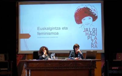 Euskalgintza eta feminismoaren lotura hizpide izan da Barrenan