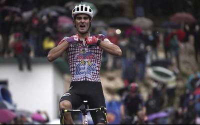 Ruben Guerreirok zerua lapurtu dio Jonathan Castroviejori