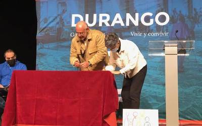 Haurren aisialdia eta hezkuntza hobetu nahian, Oinherri egitasmora eta Haurrera Hiria Sarera batu da Durangoko Udala
