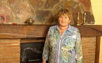 "Irailean urtero goaz gure jaioterrira, festak ospatzera"