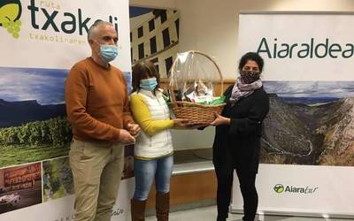 Ana Ruizek irabazi du Aiarako Kuadrillako argazki lehiaketa