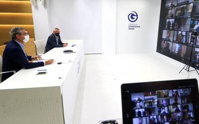 Harreman sozialak "ahalik eta gehien mugatzeko" deia egin du Foru Aldundiak