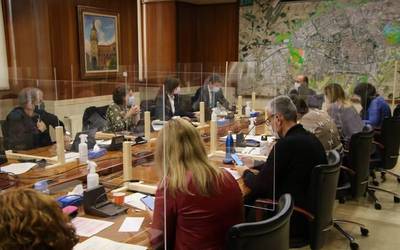Gasteizek izoztu egin ditu 2021eko zergak