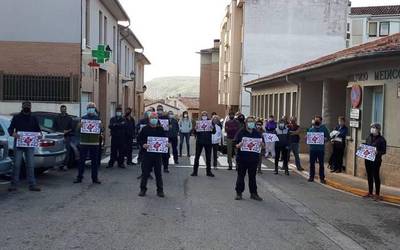 Osasun etxeak defendatzera atera dira Nafarroako hainbat herri eta auzotan
