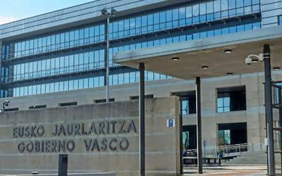 EH Bilduko alkateek COVID-19aren gaineko informazio falta salatu dute