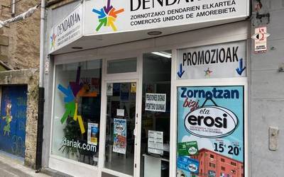 Ostalaritza zarratzeak domino efektua ekarri die eskualdeko herriburuetako dendei; Durangokoei eta Zornotzakoei batez ere