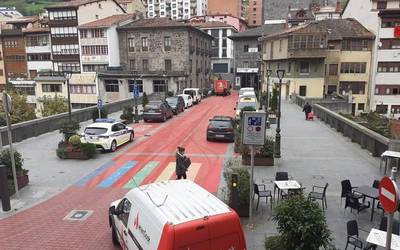 Astelehenetik, erdigunea 15:00etan itxiko dute