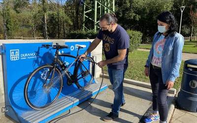 Bizikleta garbitzeko gune berria prest, Durangon