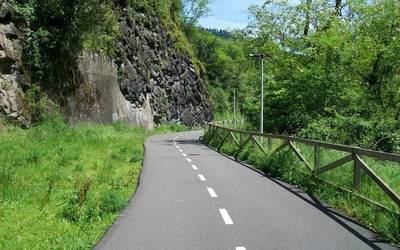 Bidegorria itxita bihar eta etzi
