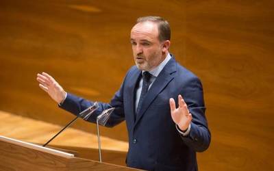 Parlamentuak atzera bota du Navarra Sumak aurrekontuei aurkeztutako osoko zuzenketa