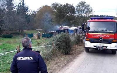 Sutea Larrabetzuko txabola batean