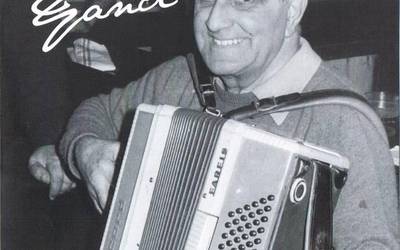 Pepito Yanciren musika audio-liburu batean bildu du Lesakako Musika bandak